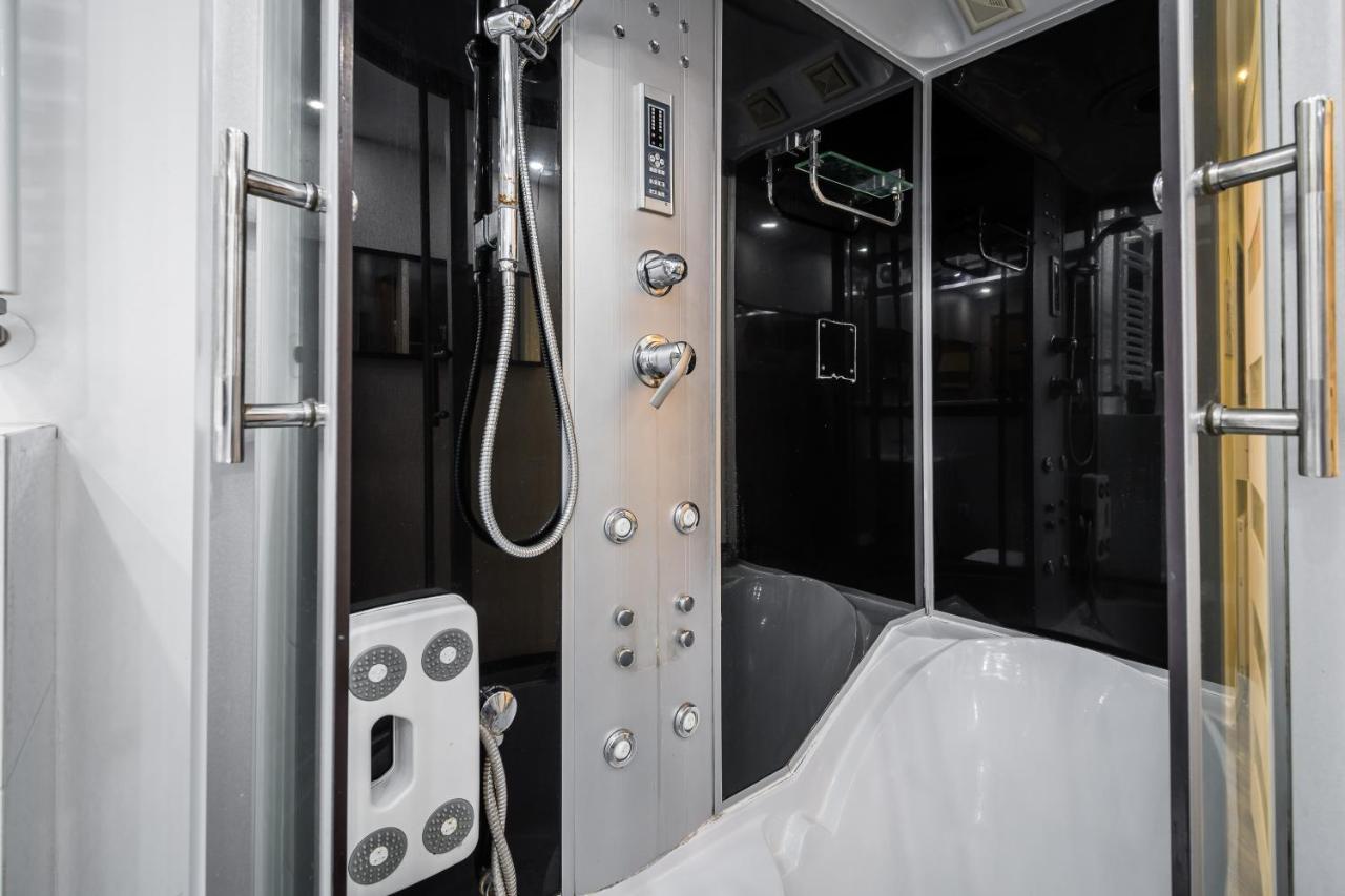Apartament Glamour Konarskiego Wawelofts 克拉科夫 外观 照片